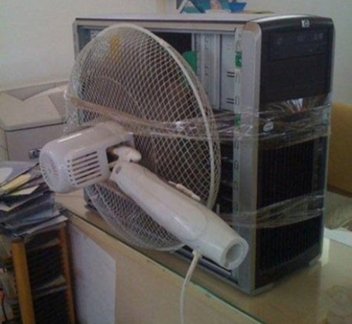 Đến máy tính cũng cần chống nóng...